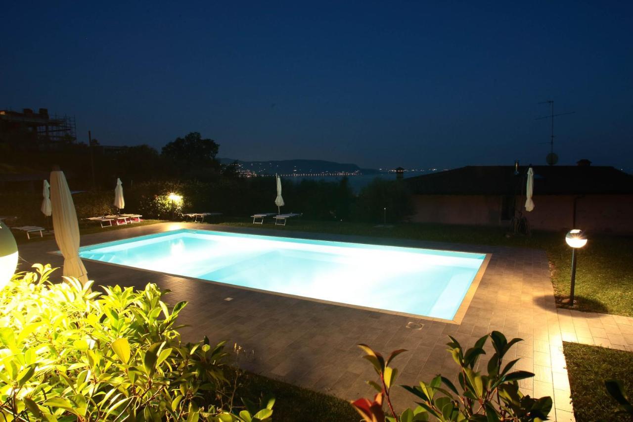 Panorama Lake View, Pool & Garden, 2 Bathrooms, Kingsize & Single-Beds, Fast Internet Toscolano-Maderno Kültér fotó