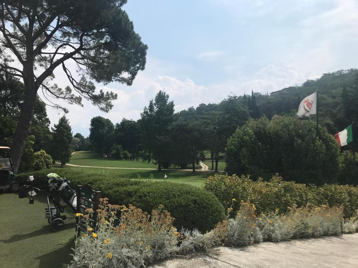 Panorama Lake View, Pool & Garden, 2 Bathrooms, Kingsize & Single-Beds, Fast Internet Toscolano-Maderno Kültér fotó